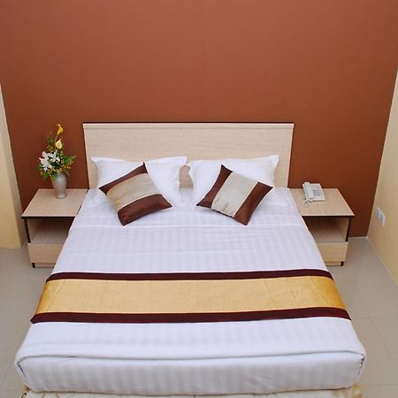 Hotel 72 Rangoon Eksteriør billede