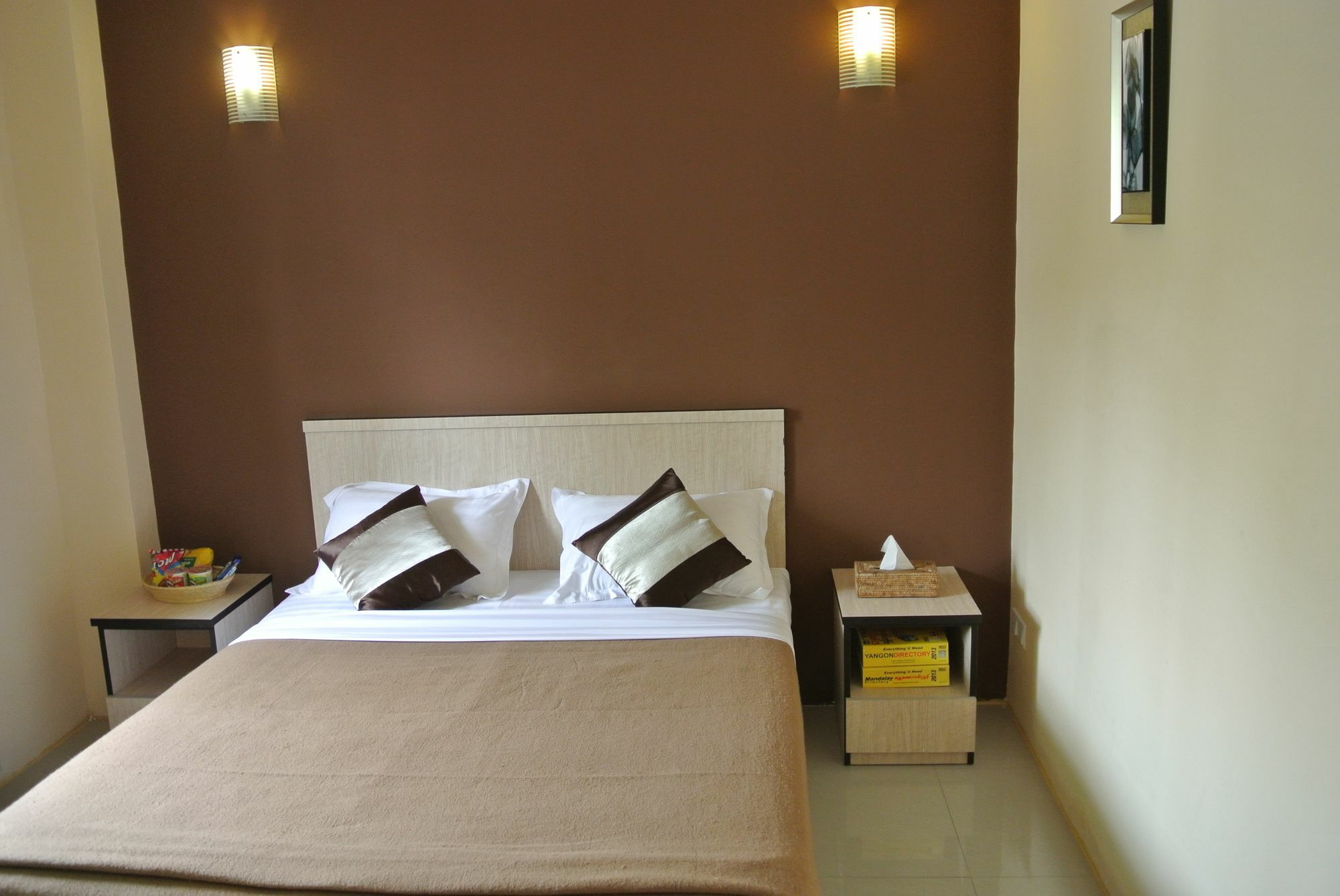 Hotel 72 Rangoon Eksteriør billede