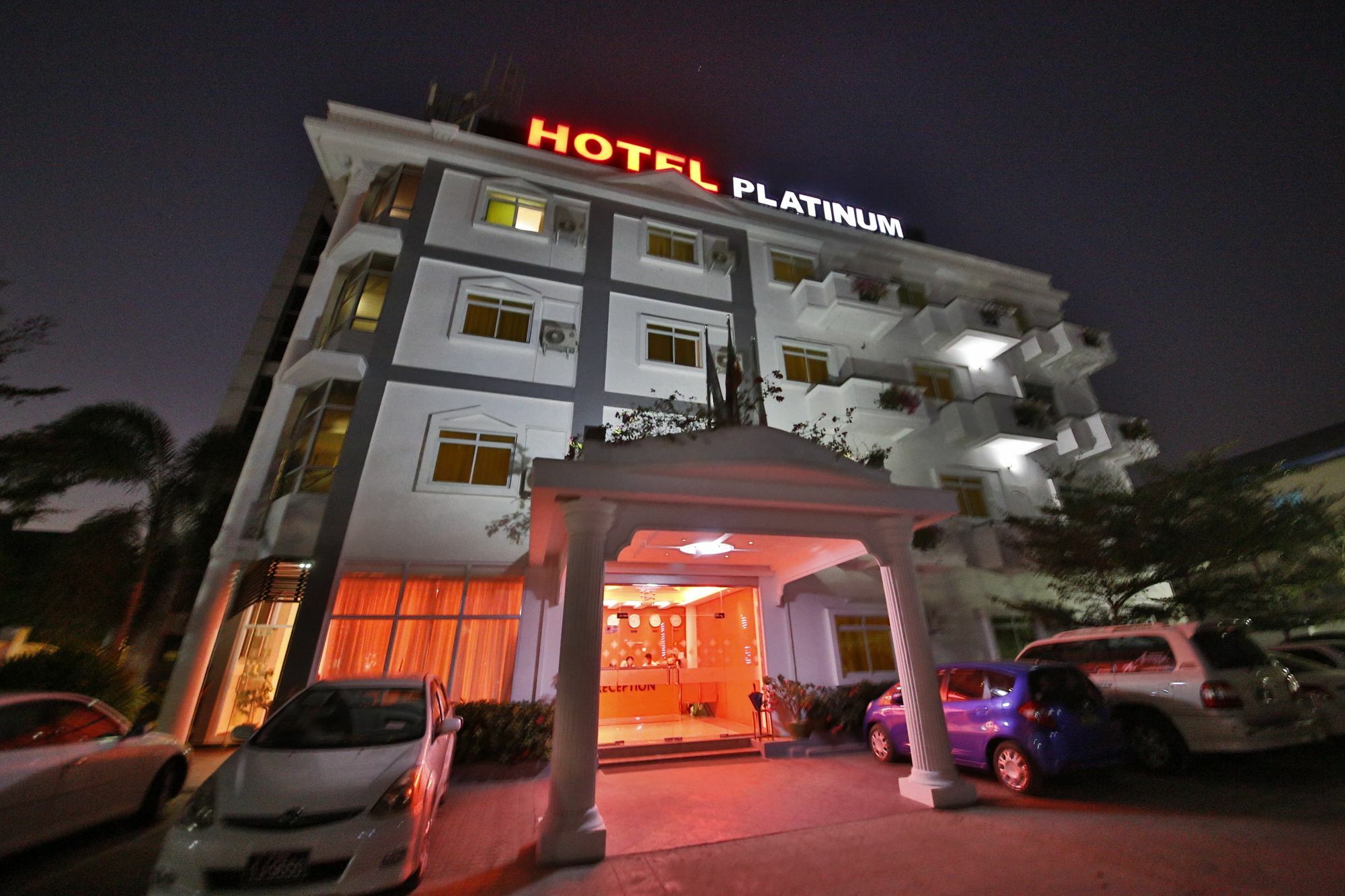 Hotel 72 Rangoon Eksteriør billede